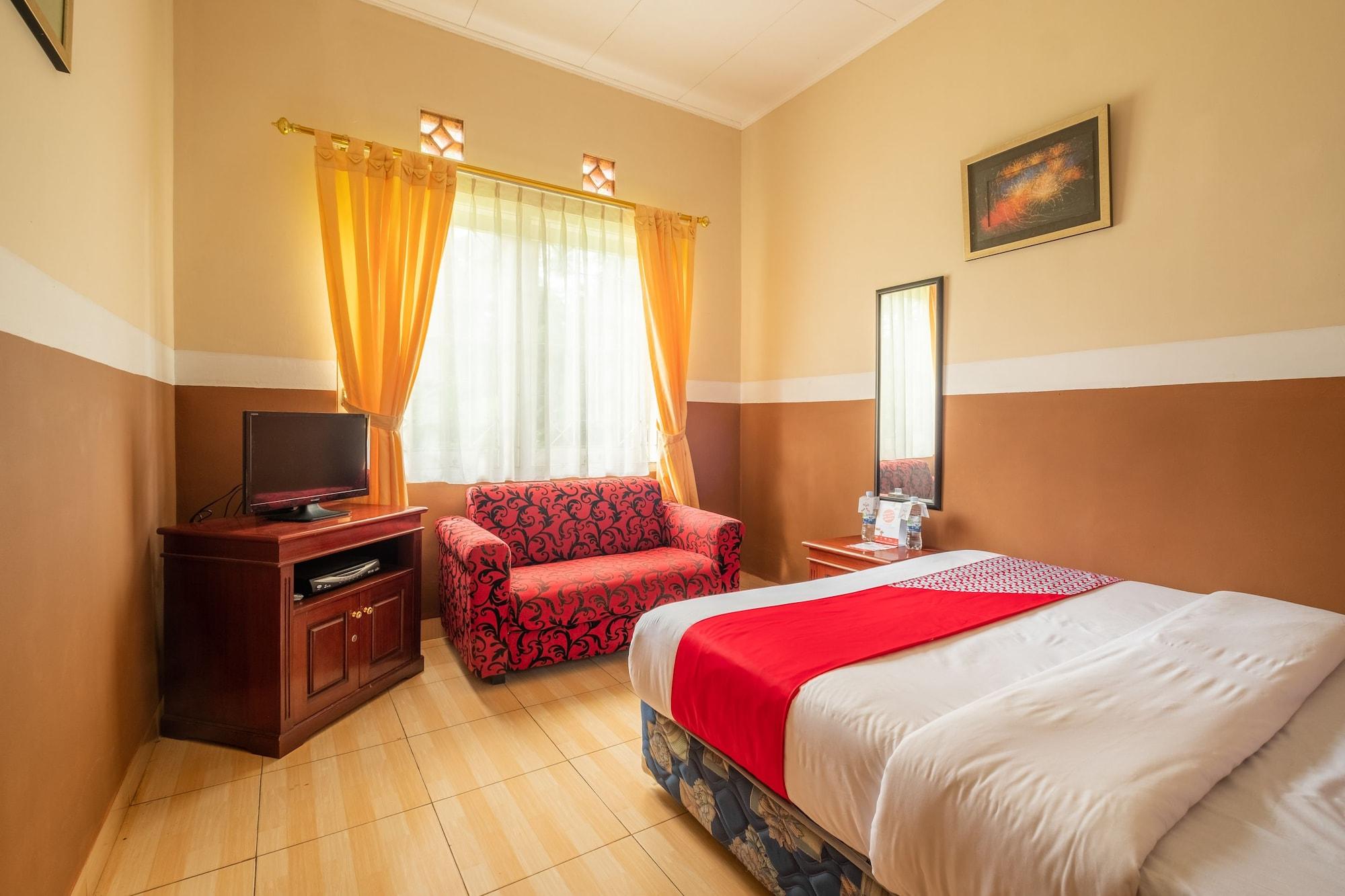 RedDoorz Plus At Grand Yustik Sukabumi Bagian luar foto